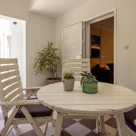 Apartments Dada Biograd Na Moru Bagian luar foto