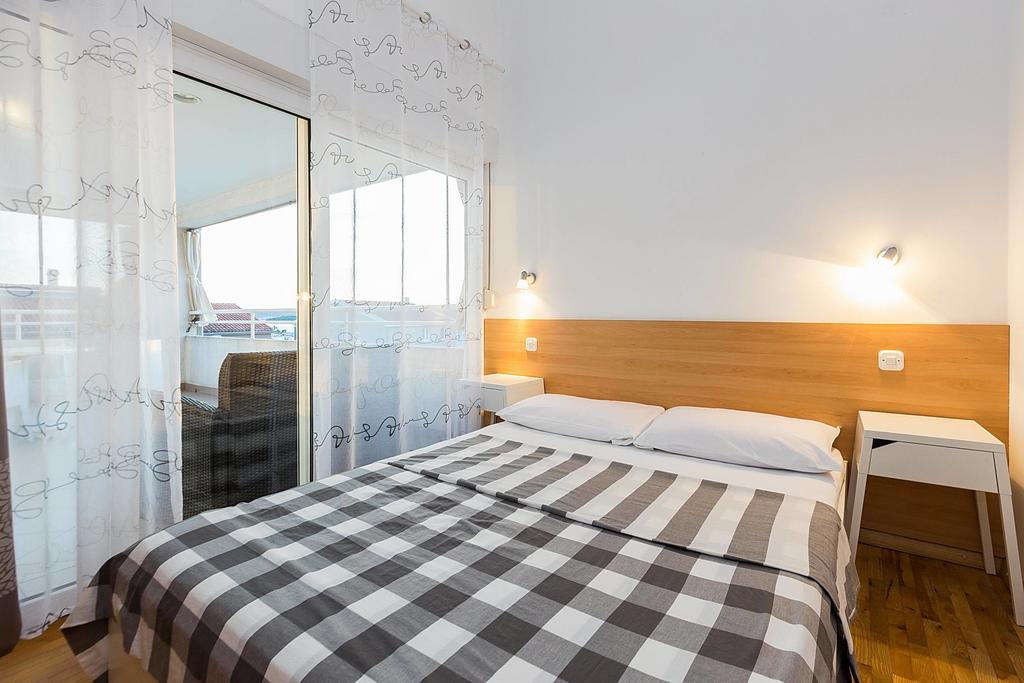 Apartments Dada Biograd Na Moru Ruang foto