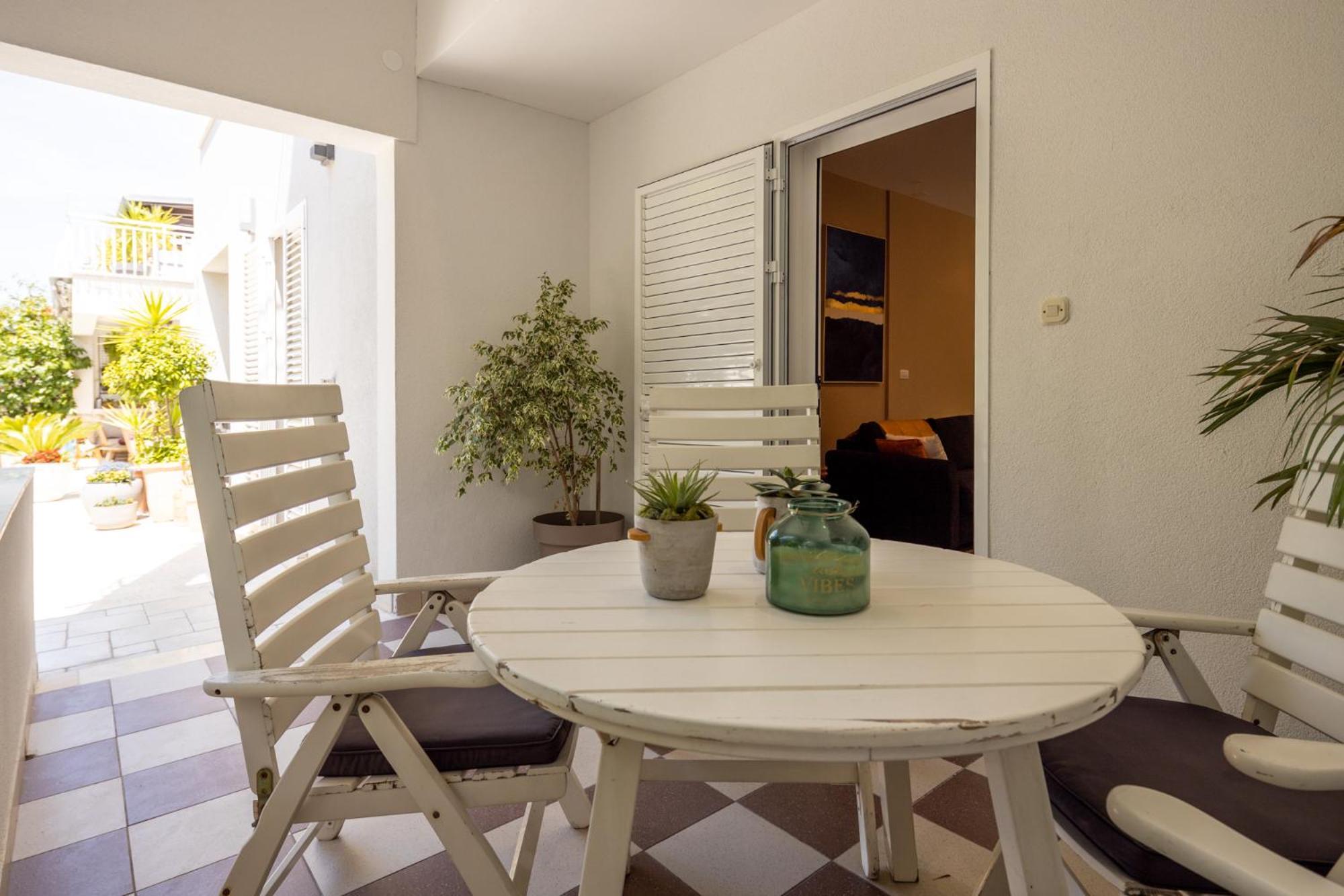 Apartments Dada Biograd Na Moru Bagian luar foto
